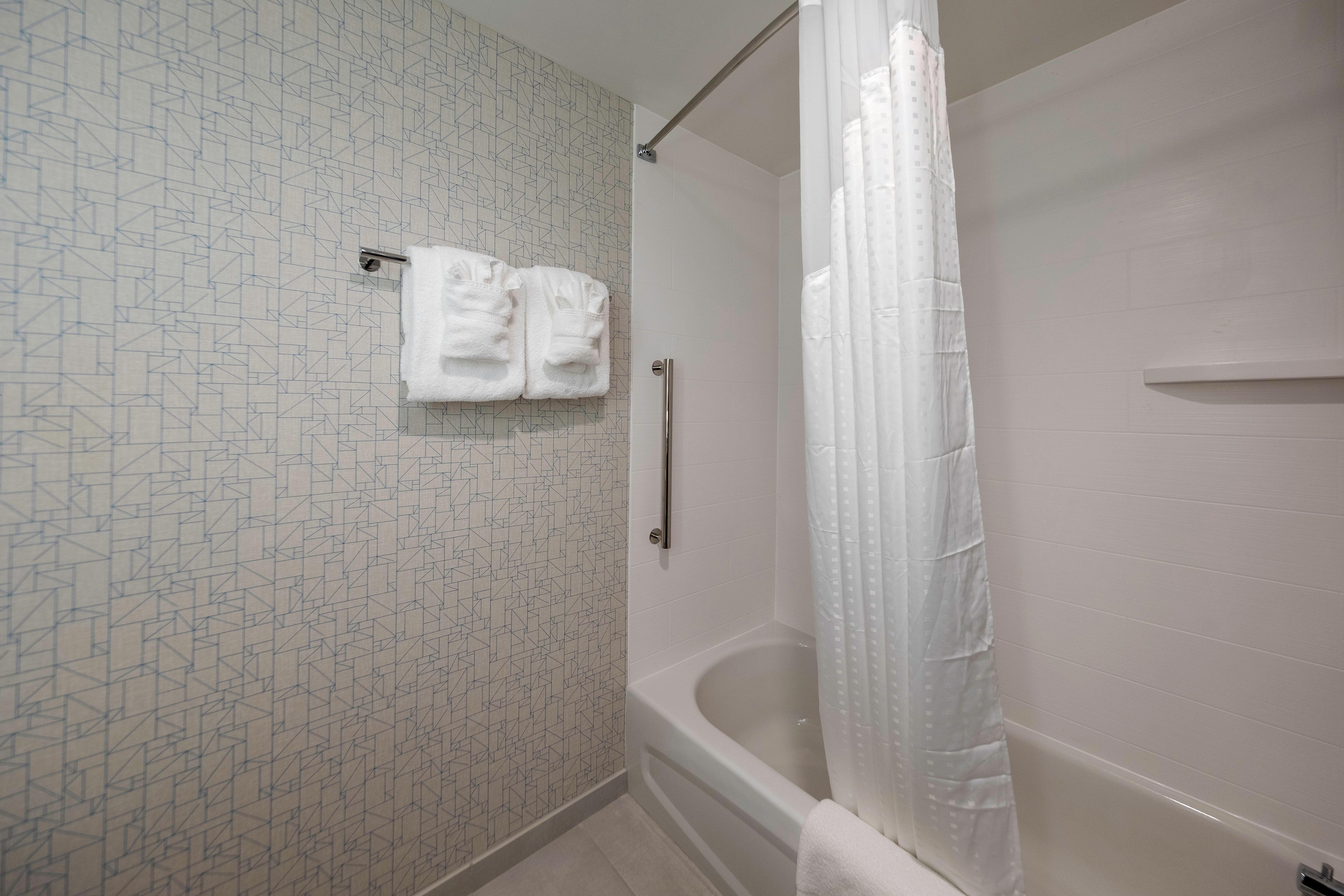 Holiday Inn Express & Suites - Staunton By Ihg Екстериор снимка